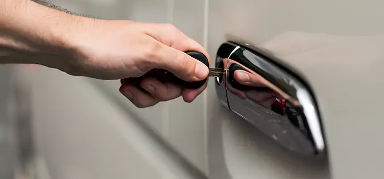 Why Choose Our Auto Locksmith Team in Edmonds, WA?